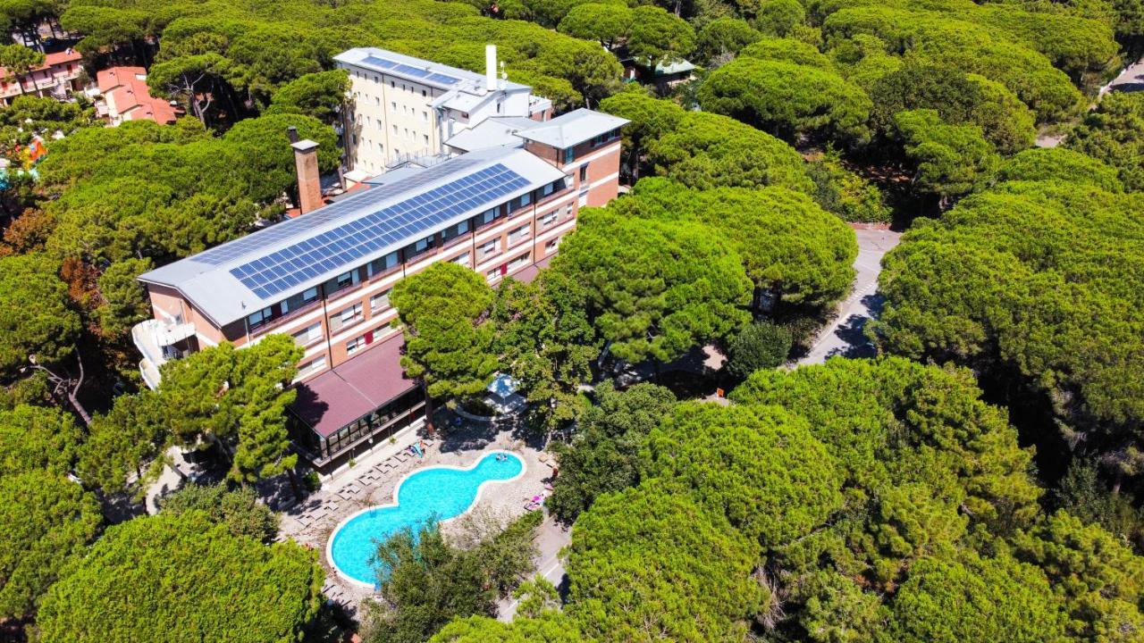 Meridiana Family & Nature Hotel Marina Romea Bagian luar foto