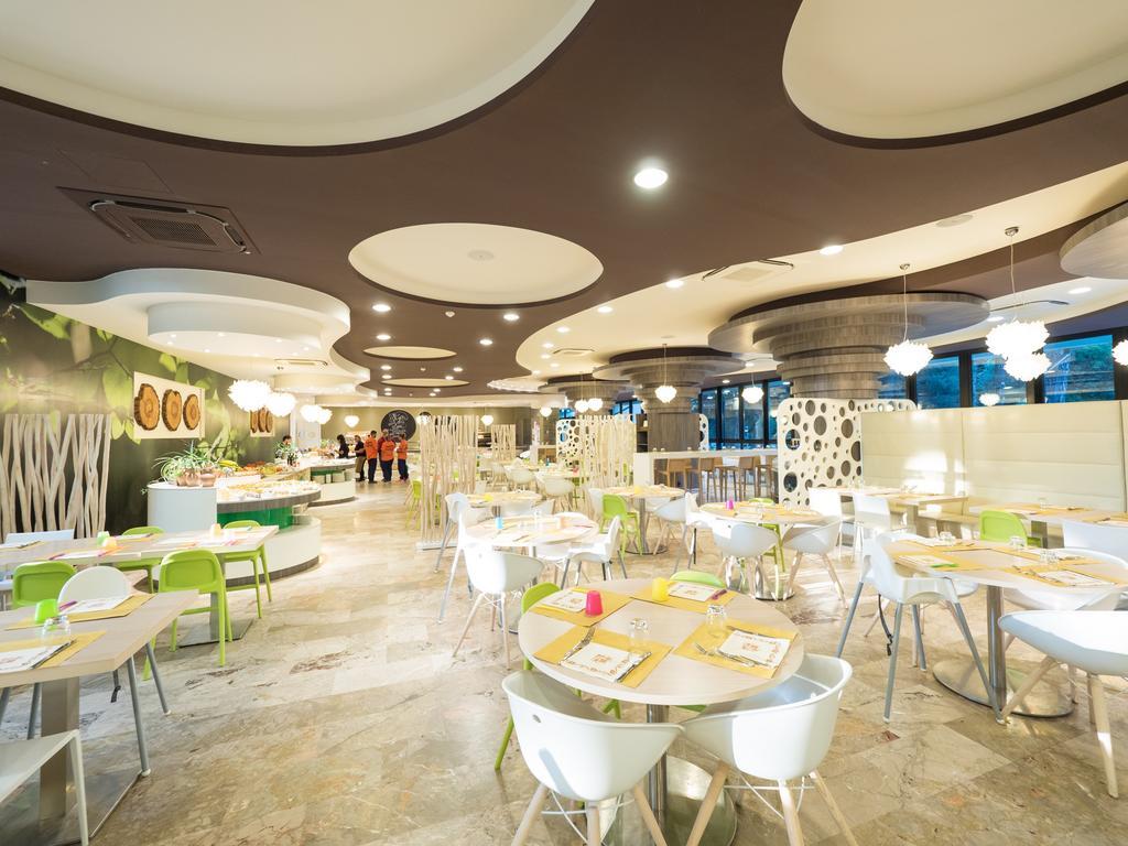 Meridiana Family & Nature Hotel Marina Romea Bagian luar foto